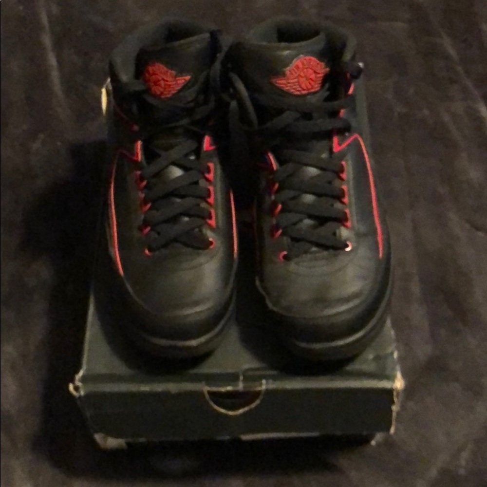 Air Jordan 2 Retro BG black and red